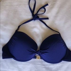 Victoria’s Secret bathing suit top 36C